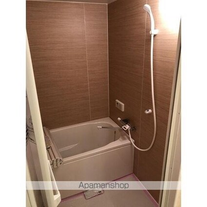 東京都世田谷区砧５丁目[3DK/61.15m2]のバス