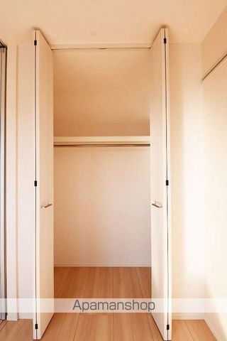 ボンヌ ジュルネの内装写真