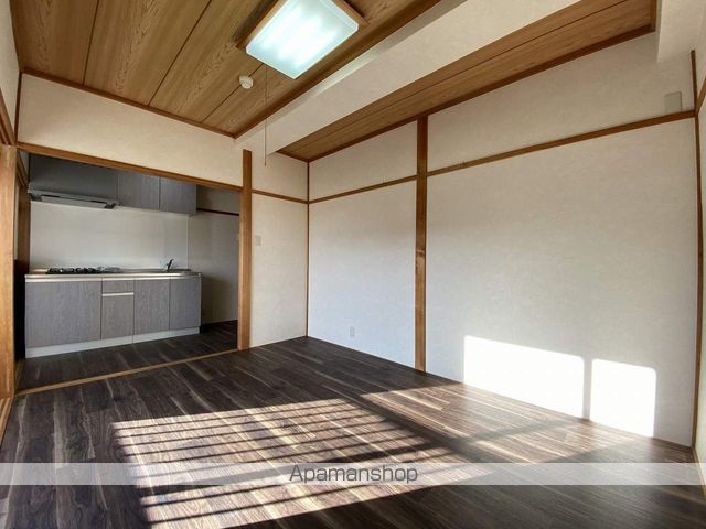 ルート03の内装写真