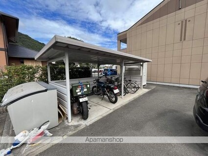 ニコ泉[2LDK/58.32m2]の共用部1