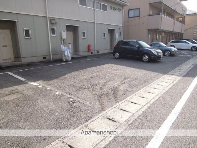 安田ハイツの外観写真