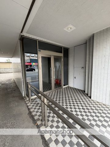 プロシード環状通東の玄関写真