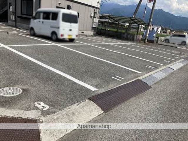 ロイヤル田坂 B棟の内装写真