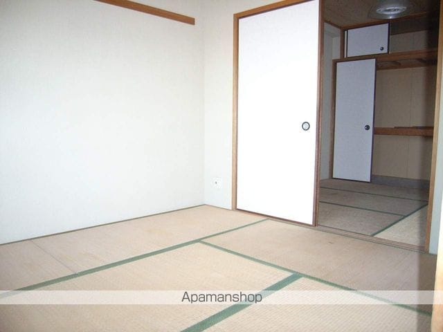 ファミリーマンションタナカの内装写真