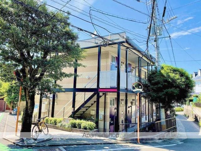 レオパレスクレストの外観写真