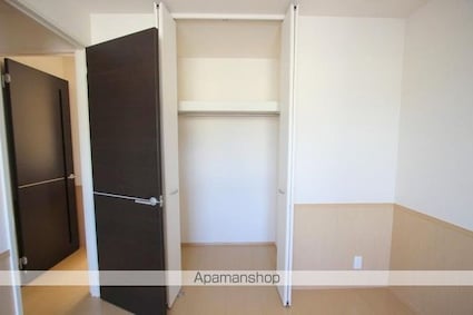 エスターテ柊　Ⅱ[2LDK/66.14m2]の収納