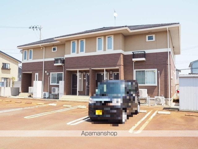 ファミリアの外観写真