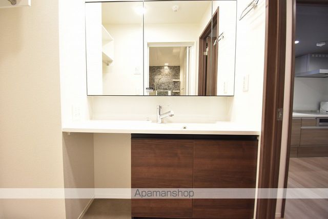 ＤーＲＯＯＭ小田原８丁目ＩＩＩ[2LDK/56.3m2]の洗面所