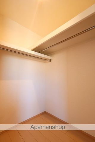 グランド ソレイユ A棟の内装写真