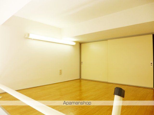 メゾンロワール皇山町の内装写真