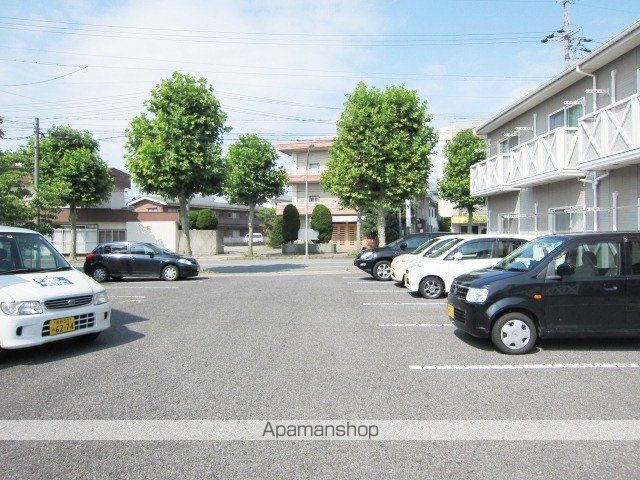 レーベン美里 A棟の外観写真