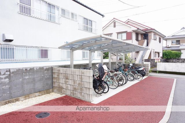 プレジデント持田 B棟の外観写真