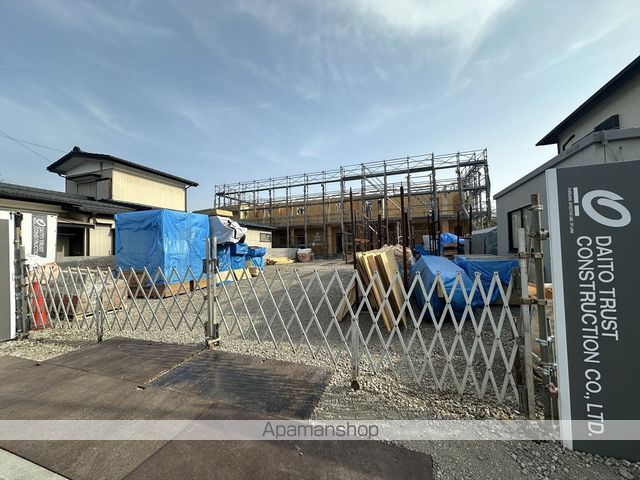 ベルクワルツ座間の玄関写真