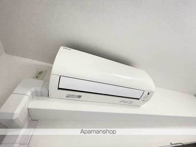 セレニテ新大阪カルムの内装写真