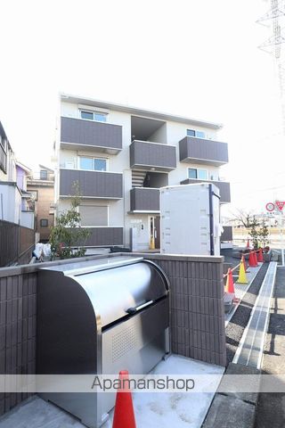 メタルフォックスの外観写真