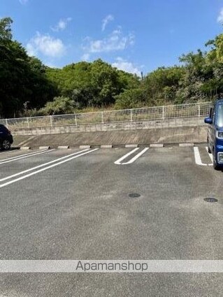 シトラスＡ[2LDK/57.07m2]の駐車場3