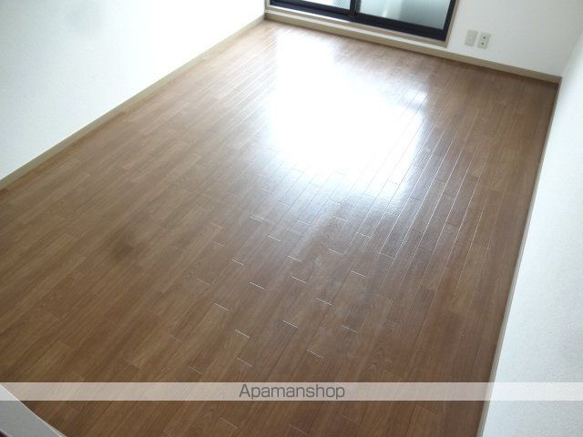 ウィスタリアの内装写真