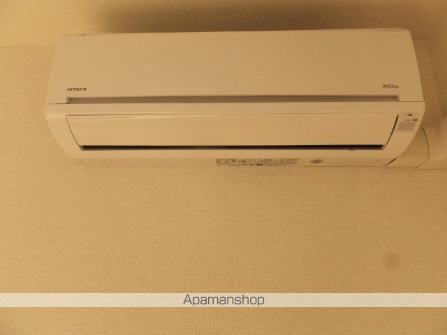 スザンヌ ランランの内装写真