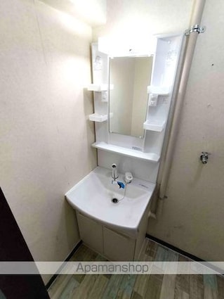 長野県長野市箱清水２丁目[3K/52.25m2]の洗面所