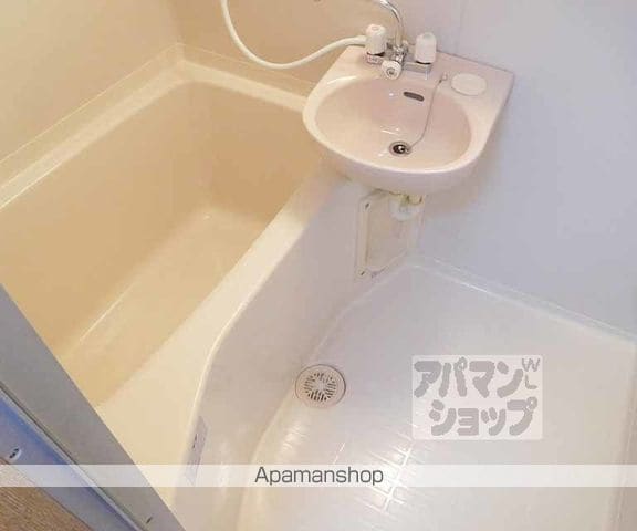 メゾン比果の内装写真