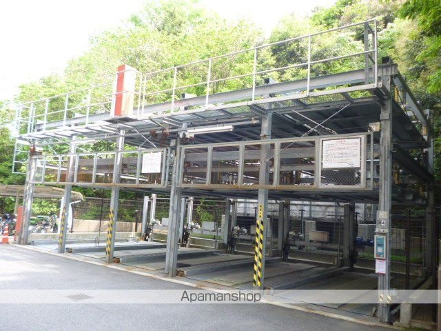プルミエールＡ．ＣＩＴＹ[3LDK/73.79m2]の駐車場