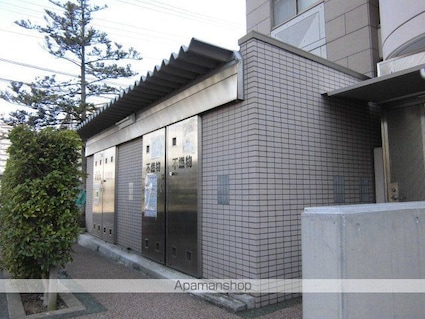 長野県長野市吉田４丁目[3LDK/70.42m2]の共用部3