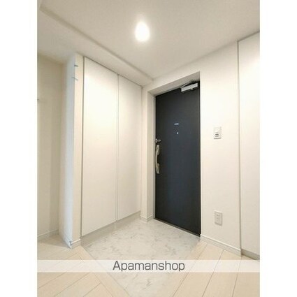 Ｅｓｐｏｉｒ三田[2LDK/67.58m2]の玄関