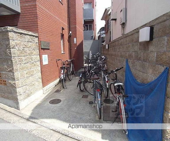 未麗 仁和寺の玄関写真