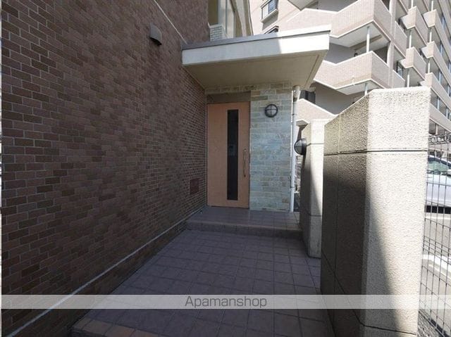 パティオ市名坂の玄関写真