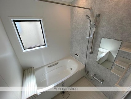 テラスハウス太田[2LDK/64.03m2]のバス