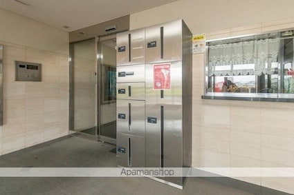 ＲＩＯ・ＰＬＡＴＩＮＯ[2LDK/60m2]の共用部1