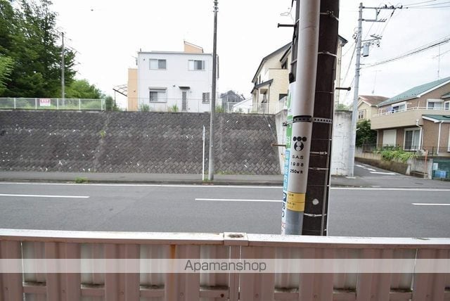 ハイツウメダの玄関写真