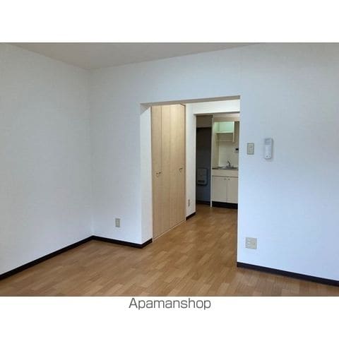 諏訪マンションの内装写真