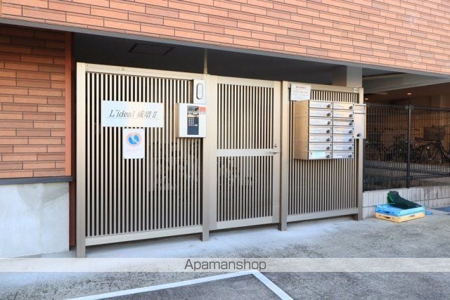 L’ideal成増 IIの玄関写真