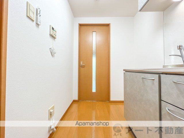駅前マンション田窪の内装写真