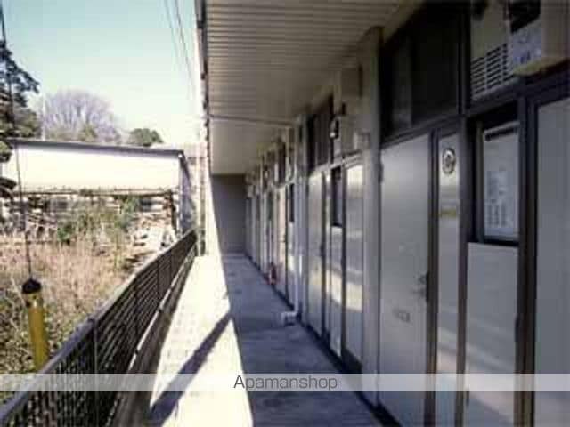 レオパレス谷津の玄関写真