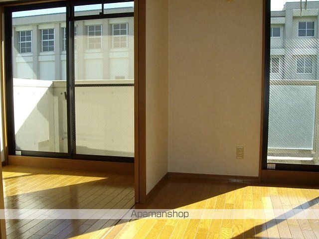 アーク・ラフィーネの内装写真