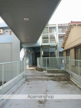 東京都世田谷区松原１丁目[1LDK/45m2]のロビー1