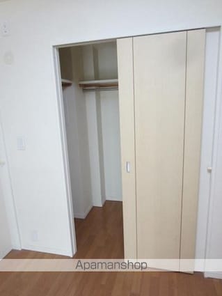 東京都千代田区神田三崎町３丁目[1LDK/42.2m2]の収納
