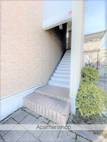 レオパレスりんごの花の玄関写真