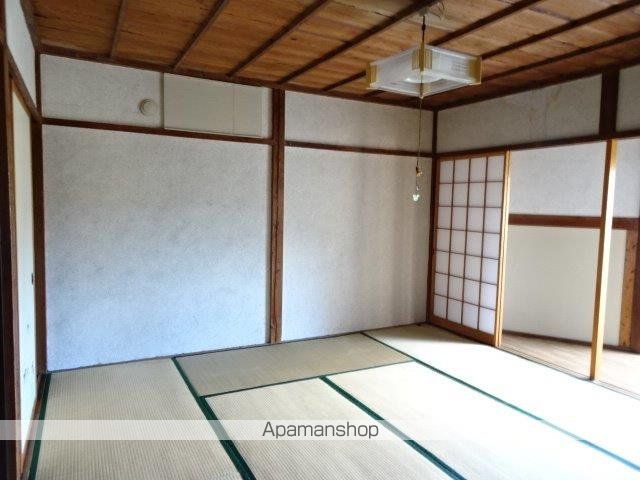島田市 2階建 築54年の内装写真