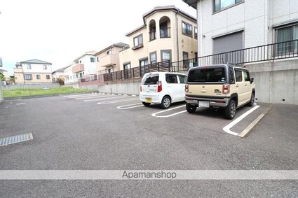 ガーデンハイツ・モッコク[1LDK/40.84m2]の駐車場