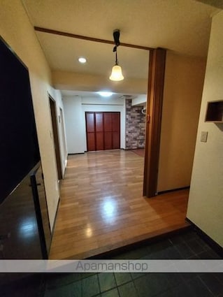 Ｔｈｅ　Ｒｅｓｉｄｅｎｔｉａｌ明神町[2LDK/73.89m2]の玄関