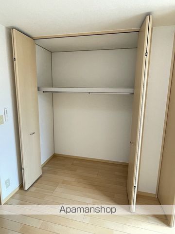 グラシューズBの内装写真