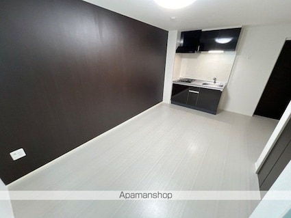 ＳＵＮ　ＲＥＬＡＩＲ[1R/27.44m2]のリビング・居間