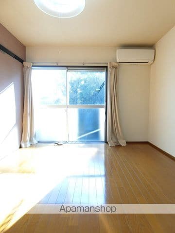 オレゴンIIの内装写真