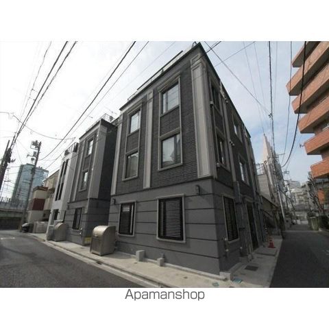 ルネサンスコート千駄ヶ谷NORTHの玄関写真