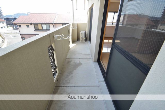 アザレアマンションAの内装写真