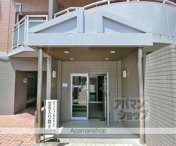 アクシルコート京都二条イースト棟の外観写真