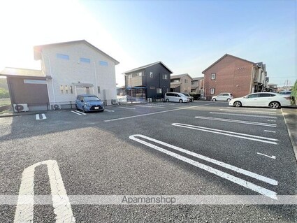 アーバン不知火Ⅷ[2DK/46.06m2]の駐車場1
